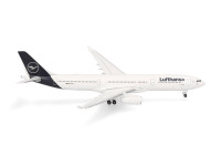 Herpa Wings	Lufthansa Airbus A330-300 - D-AIKS